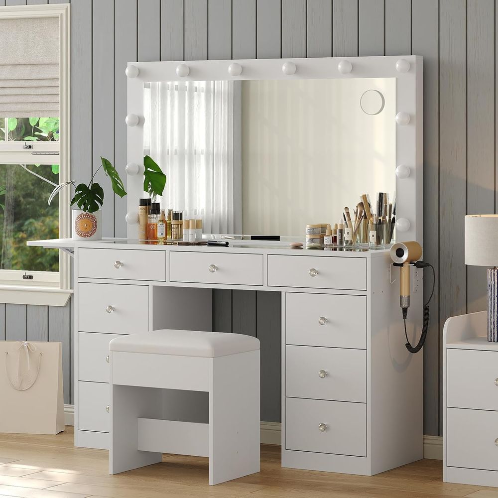 Elektrik Çıkışlı Makyaj Masası - Desk Vanity Setup incelemesi ve fiyatı
